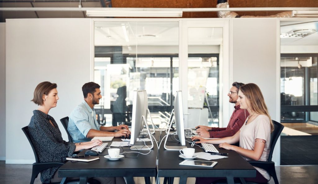 Augmentez la productivité au bureau : créez des postes de travail plus confortables