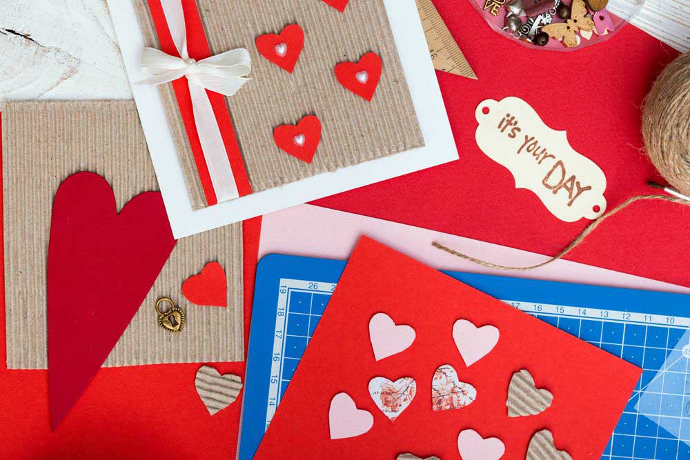 💕 40 Valentines Day Art and Crafts Ideads for Kids