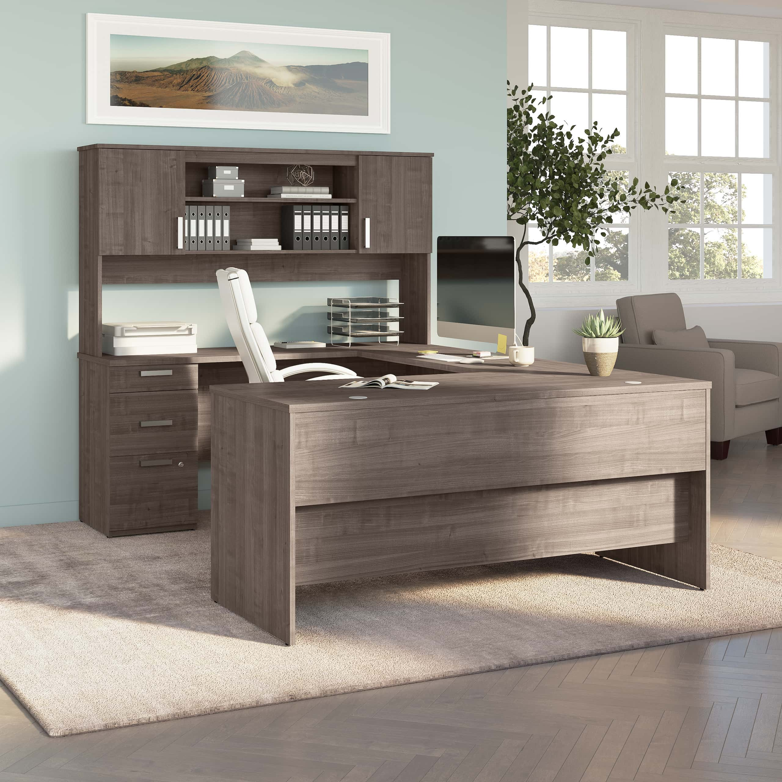 Modern executive U shaped desk with storage