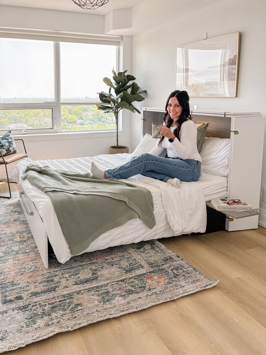 Borealis Cabinet bed